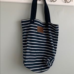 A&F Tote